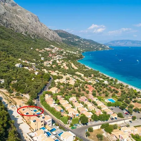 Danaia Villa